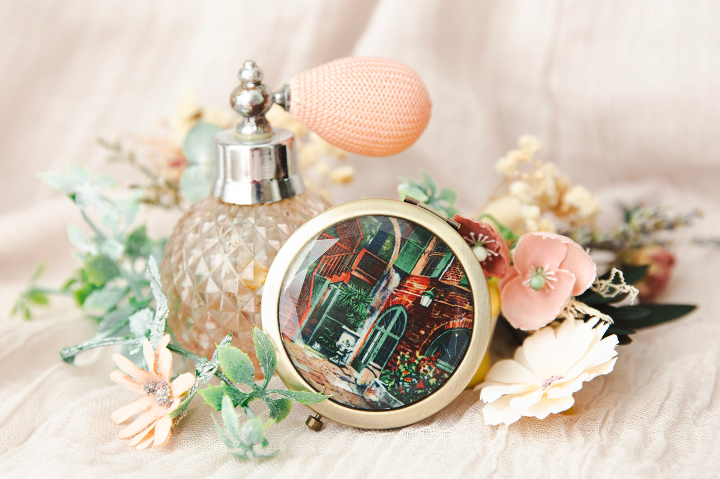 NEW ORLEANS BRULATOR COURTYARD COMPACT MIRROR