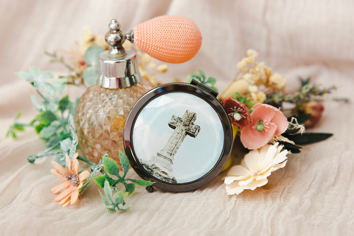 NOLA HOLY CROSS COMPACT MIRROR