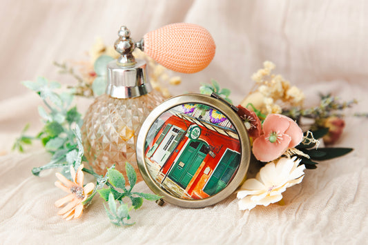 PAT O'BRIEN'S COMPACT MIRROR