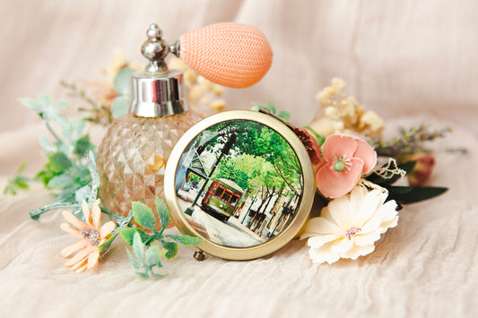 NEW ORLEANS STREETCAR COMPACT MIRROR