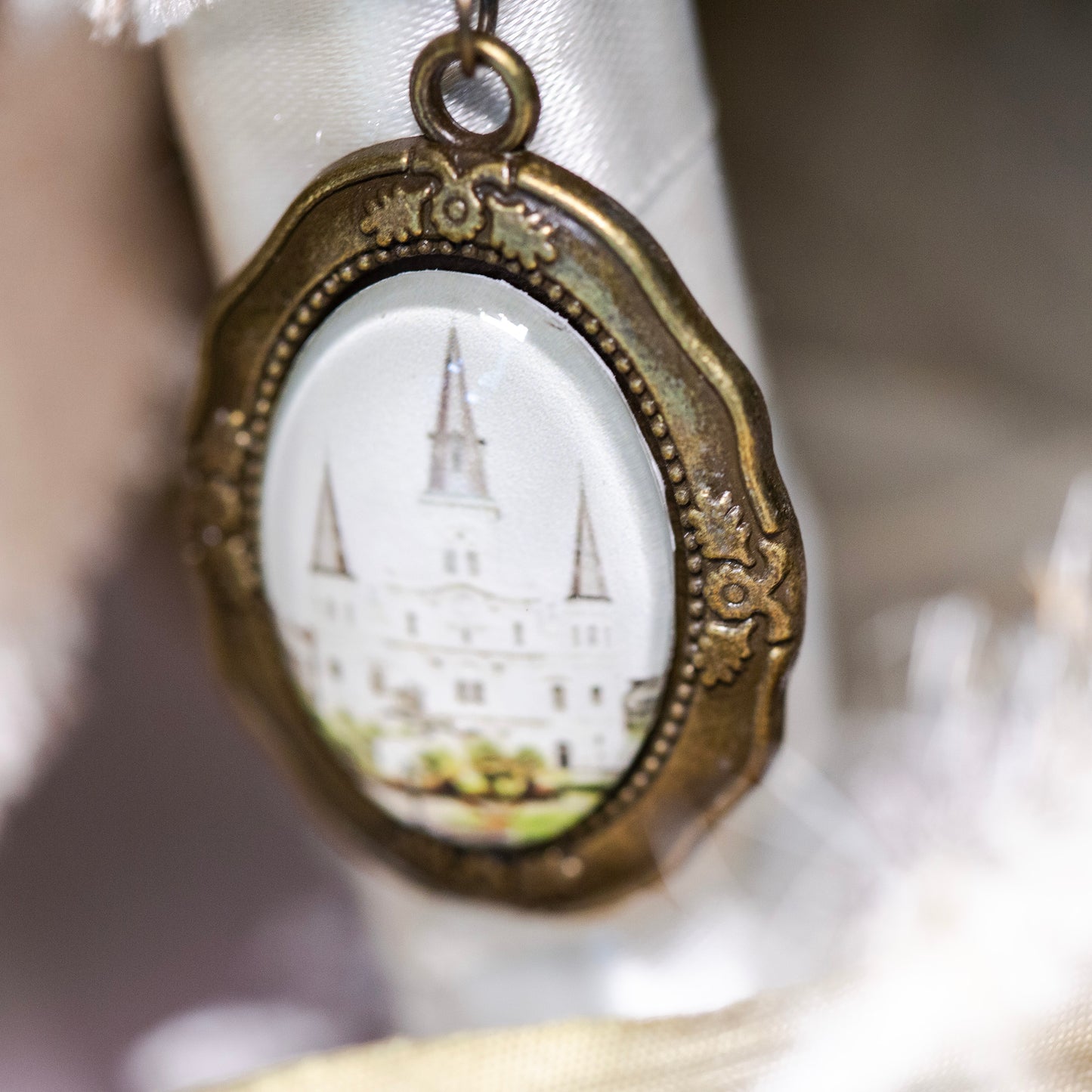 SAINT LOUIS CATHEDRAL WEDDING BOUQUET PENDANT
